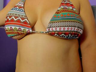 Fernanda Sweeth webcam model stream image