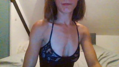 Loolaa_k webcam cam4 model stream image
