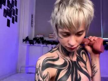 elenacastellani webcam chaturbate model stream image