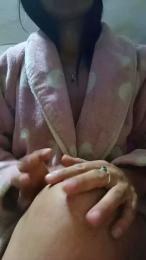 artinahfun webcam model stream image