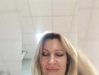 LagoonJoy webcam bongacams model stream image