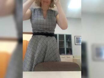 LagoonJoy webcam bongacams model stream image