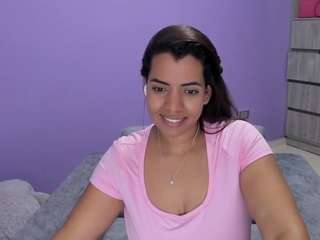 boomsarr webcam model stream image