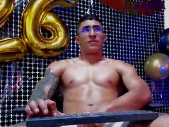 adrian_rae webcam model stream image