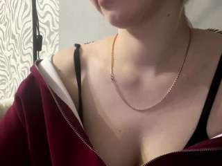 calistastrandburg webcam model stream image