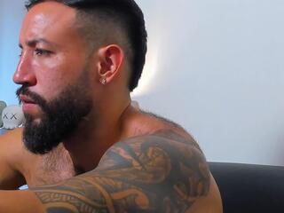 Brad Leon webcam model stream image