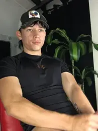 Salvatore_angelo webcam stripchat model stream image