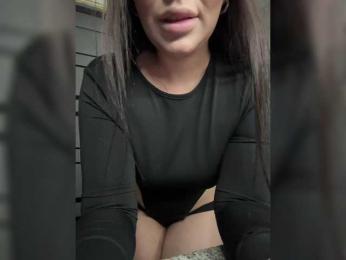 Kristalyy webcam bongacams model stream image