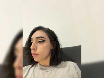sara-smithh-1 webcam model stream image