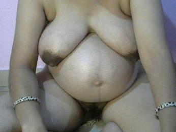 Poonam-2 webcam model stream image