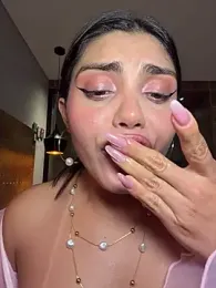 zui_lu webcam model stream image