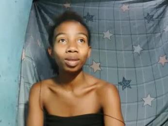 sasivia08 webcam model stream image