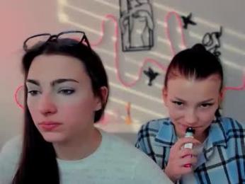 tina_golden1 webcam model stream image