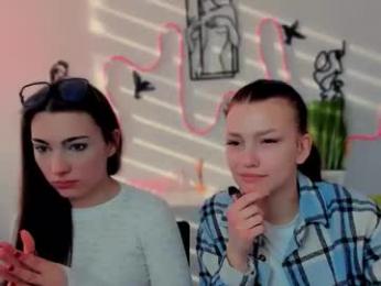 tina_golden1 webcam model stream image