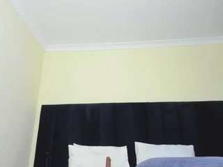 cutie-bootie webcam model stream image
