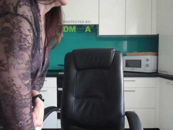 Valerianice webcam model stream image