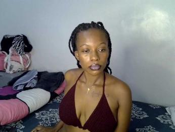 PrettyPicky webcam model stream image