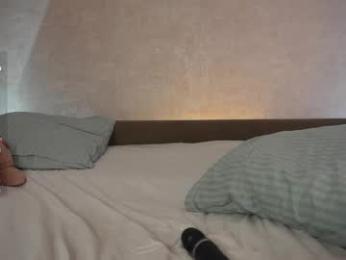 _vi_vi_ webcam chaturbate model stream image