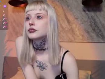 aurora_radiance webcam model stream image