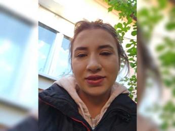 alizii webcam bongacams model stream image