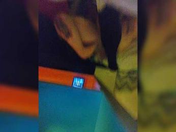 Kri13Max webcam model stream image