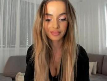 annaise_ webcam model stream image