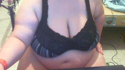 Maebis webcam model stream image
