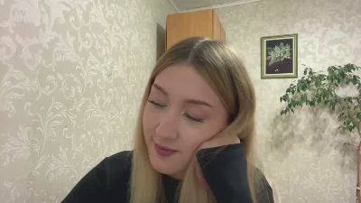 LashawnKahanek webcam model stream image