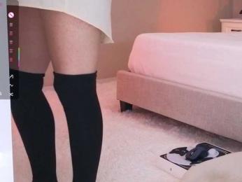 Sunshine- webcam bongacams model stream image