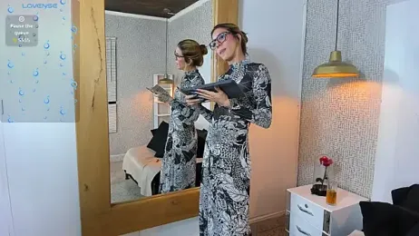 JessieGarvet19 webcam model stream image