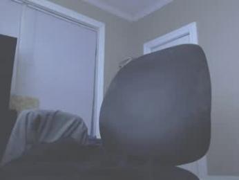 littlesumthinsumthin webcam chaturbate model stream image