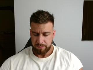 Beau Tucker webcam model stream image