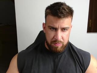 Beau Tucker webcam model stream image