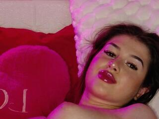 Bella Nightwish webcam model stream image