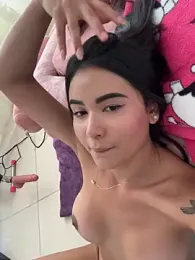 jailyncam_ webcam stripchat model stream image