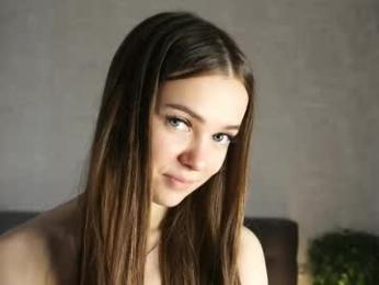 auroralowen webcam model stream image