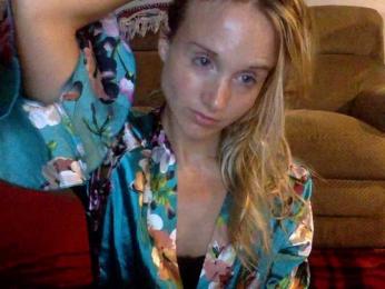 Kendra-Tom webcam model stream image