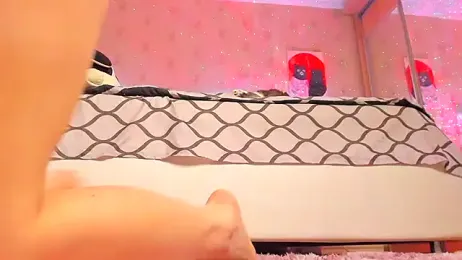 unearthly_di webcam model stream image