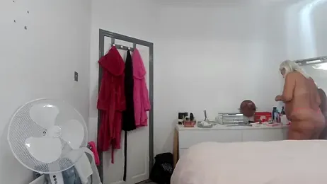 TanyaTaylor45 webcam stripchat model stream image
