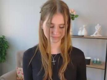 renatadoyle webcam chaturbate model stream image