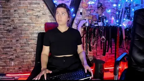 Liltildeman_moon webcam model stream image