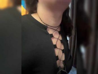 Sweet-butt webcam model stream image