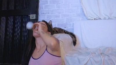 Kimandyuk webcam model stream image