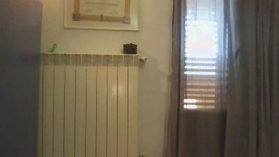 Alerunner_ webcam cam4 model stream image