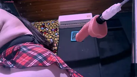 Nicolle_waterfalls webcam model stream image