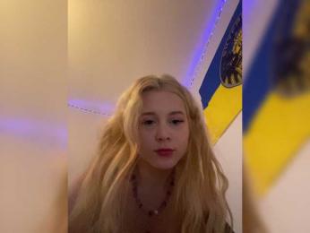 hellokitty23 webcam model stream image