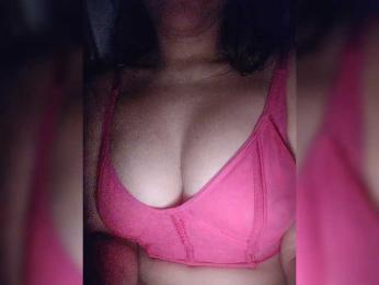 NinaBelluschi webcam model stream image