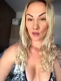 NastyMilf_ webcam model stream image