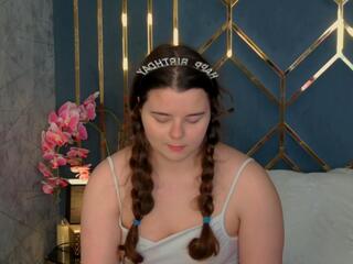 Katrin Crowley webcam model stream image