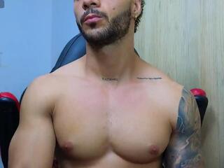 Ethan G webcam model stream image